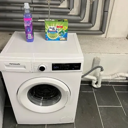 Gemuetliches Studio-apartment In Neureut - Naehe Uni-kit-messe, Fussbodenheizung, Regendusche, Waschmaschine, Stellplatz Apartament